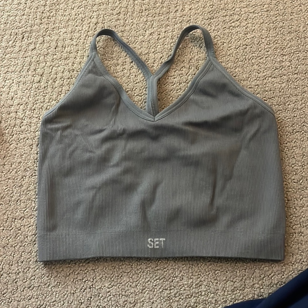 GREY SET ACTIVE LUXFORM V NECK TOP